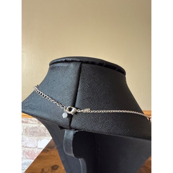 OHQ Pearl & Silver Tone Jewelry Set Necklace Bracelet & Earrings - Picture 5 of 14